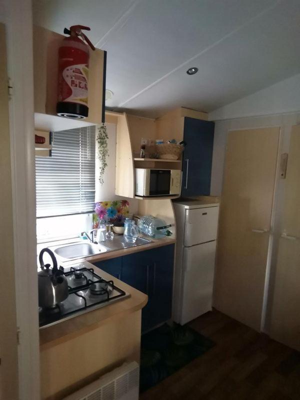 Mobilhome L'Oasis Camping Le Clos Cottet Angles  Exterior foto