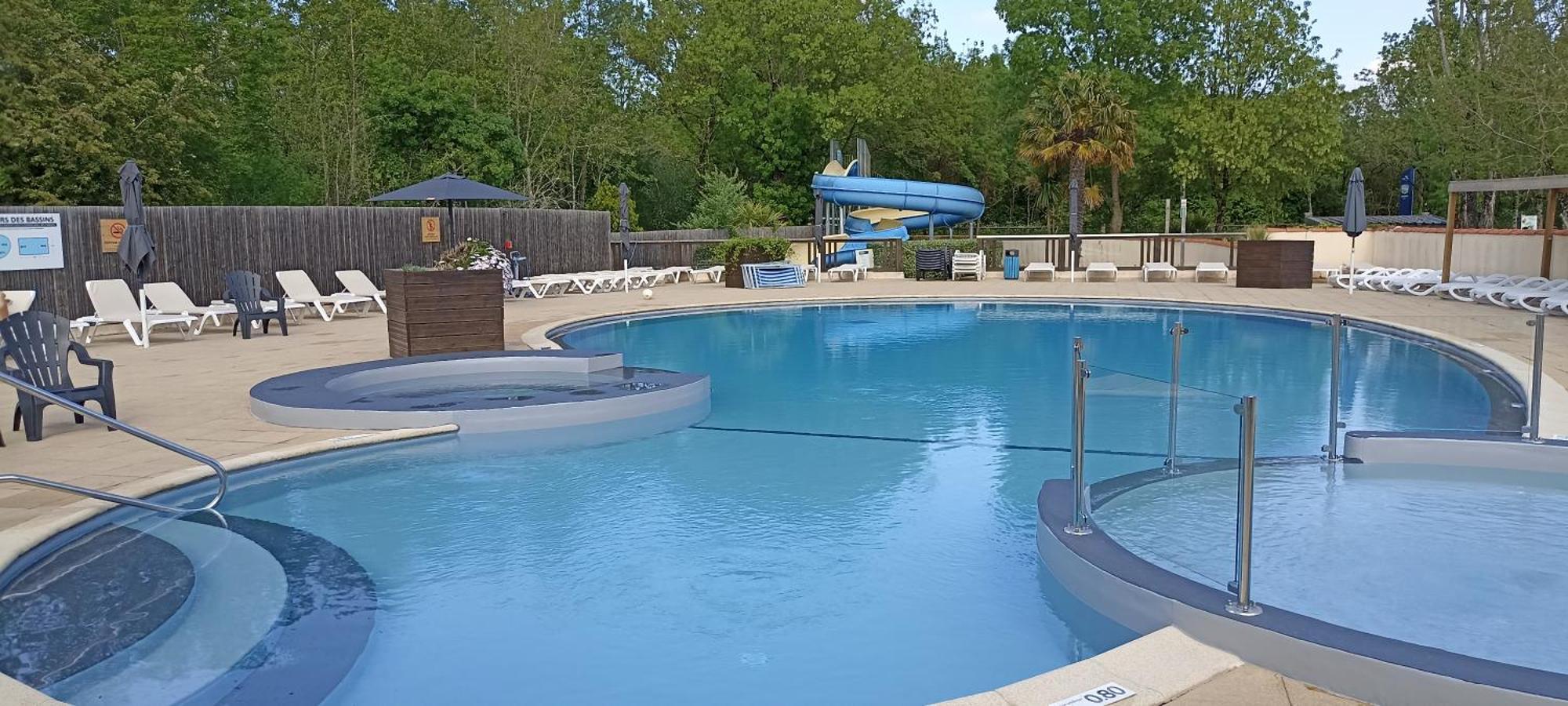 Mobilhome L'Oasis Camping Le Clos Cottet Angles  Exterior foto
